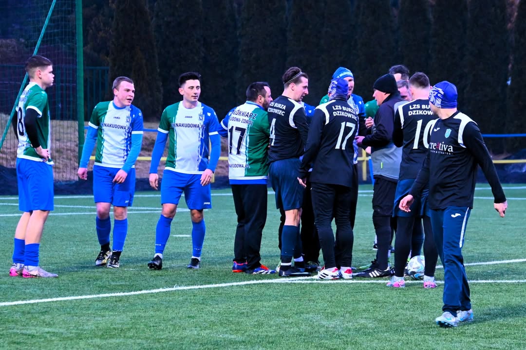 Włókniarz pokonał Burzę Dzikowiec w sparingu 3‑0 - Polska Sport